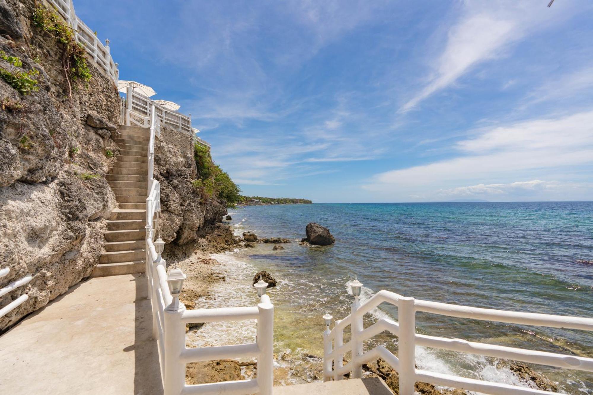 Serene Oasis Resort - Oslob Cebu Philippines Bagian luar foto