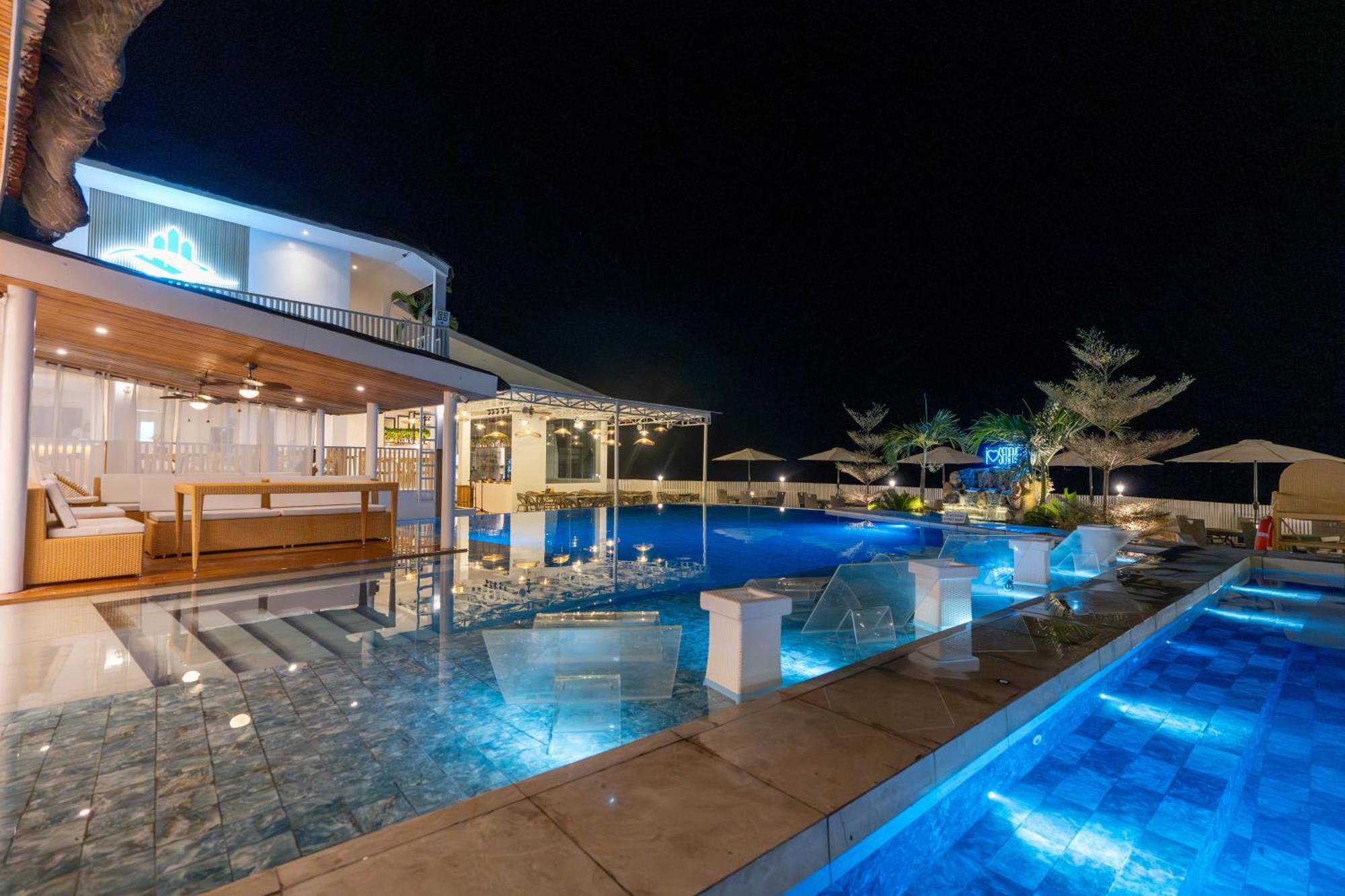 Serene Oasis Resort - Oslob Cebu Philippines Bagian luar foto